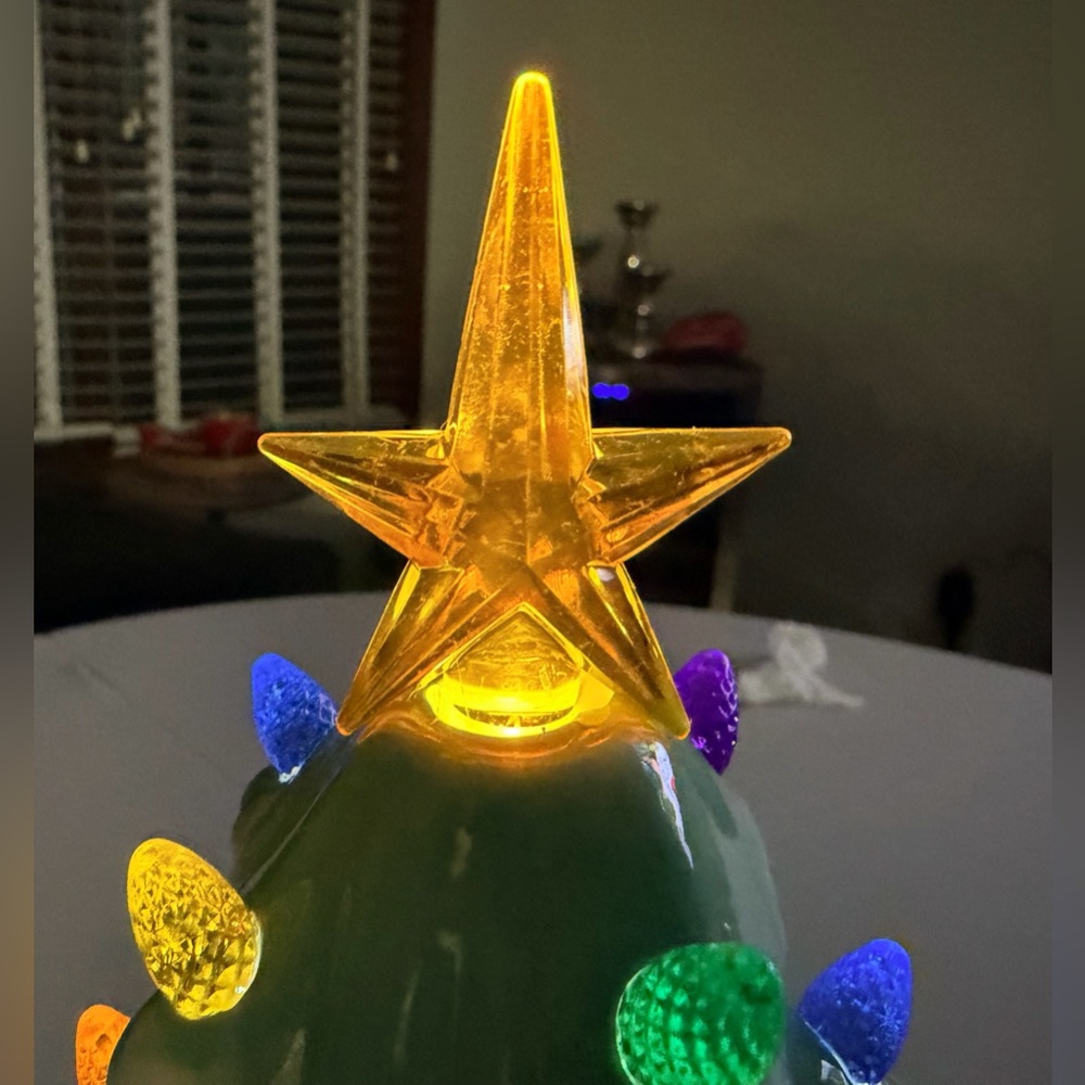 Mr. Christmas | Nostalgic Ceramic Light up Christmas Tree - Picture 13 of 14